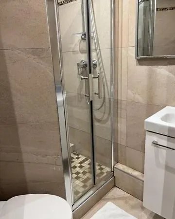لونا بارك فندق باريس
